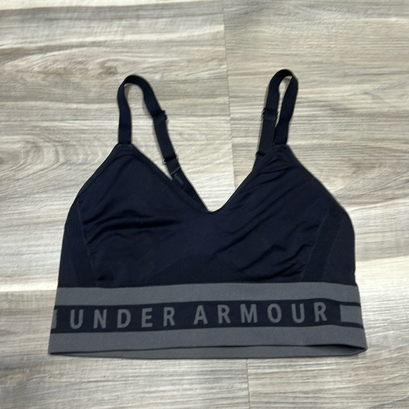 Under Armour black athletic bra size  small - Picture 1 of 6